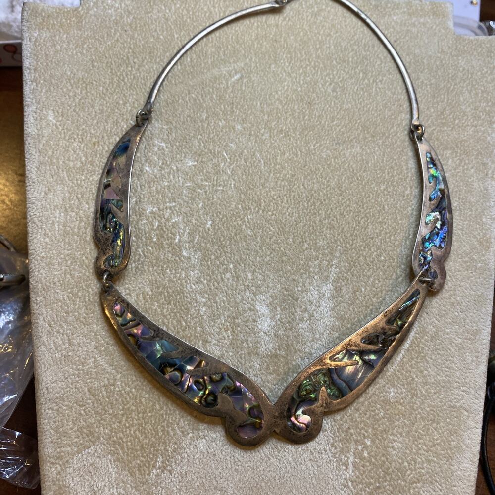 Vintage Alpaca Mexico Silver Necklace Mother of Pearl Inlay Shell Purple Choker